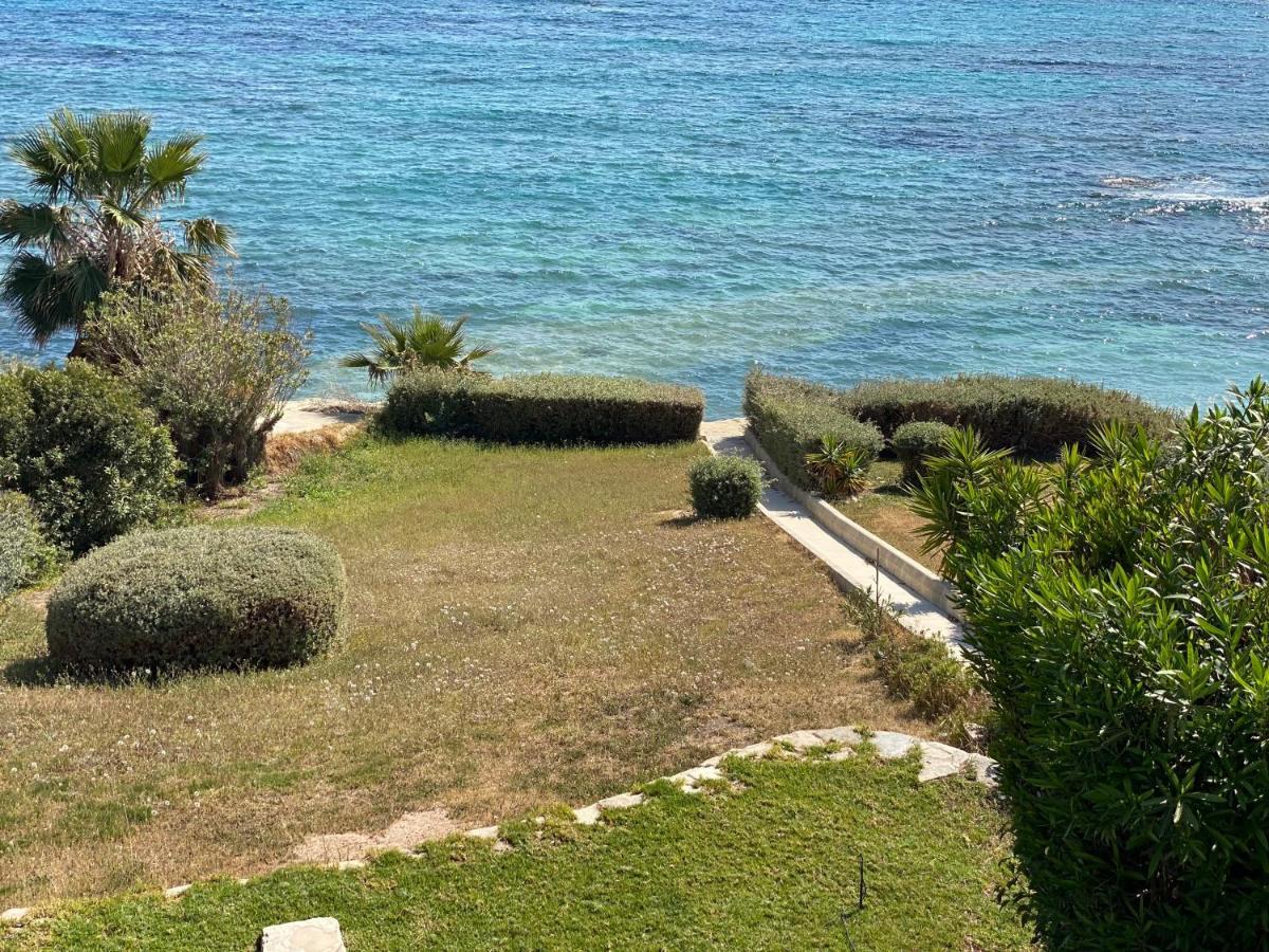 Amazing Front Line Villa In Coral Bay Peyia Exterior photo