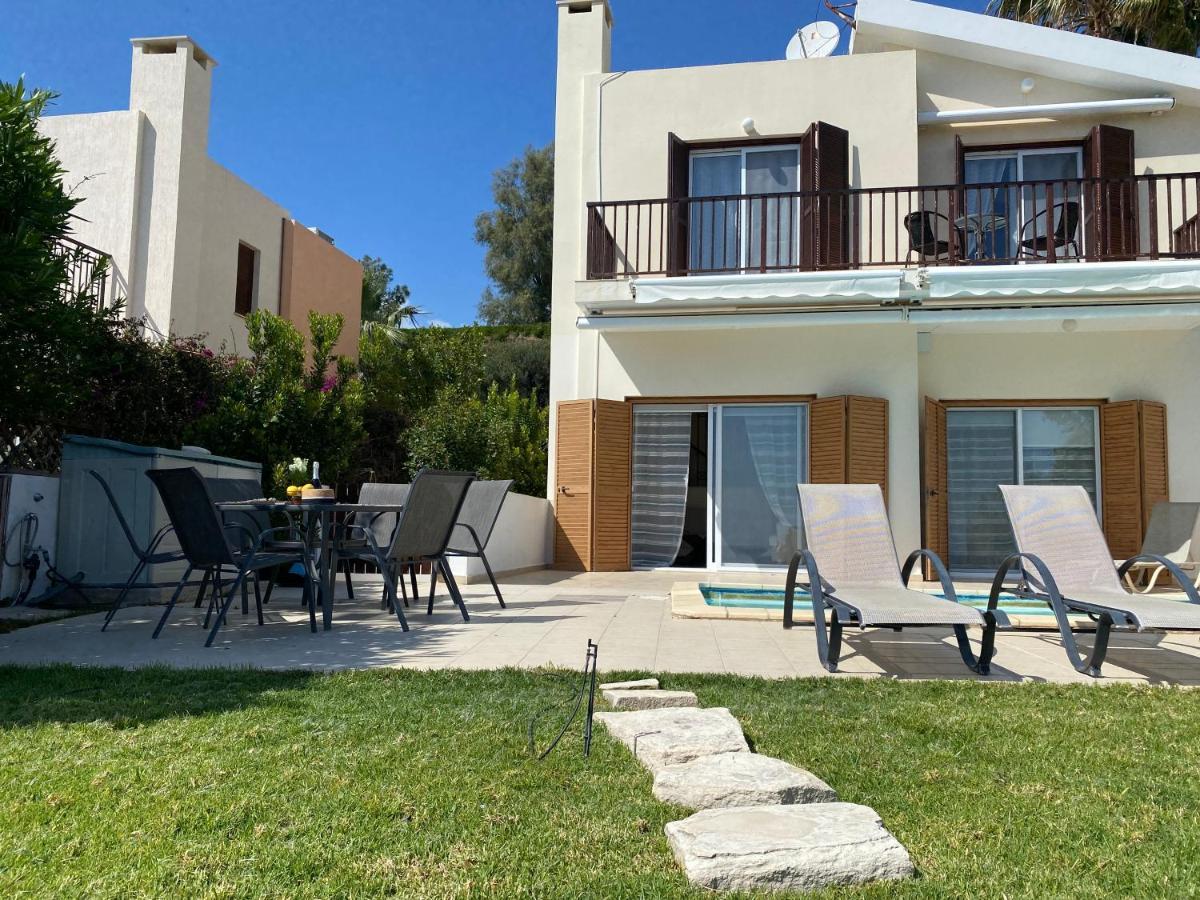Amazing Front Line Villa In Coral Bay Peyia Exterior photo